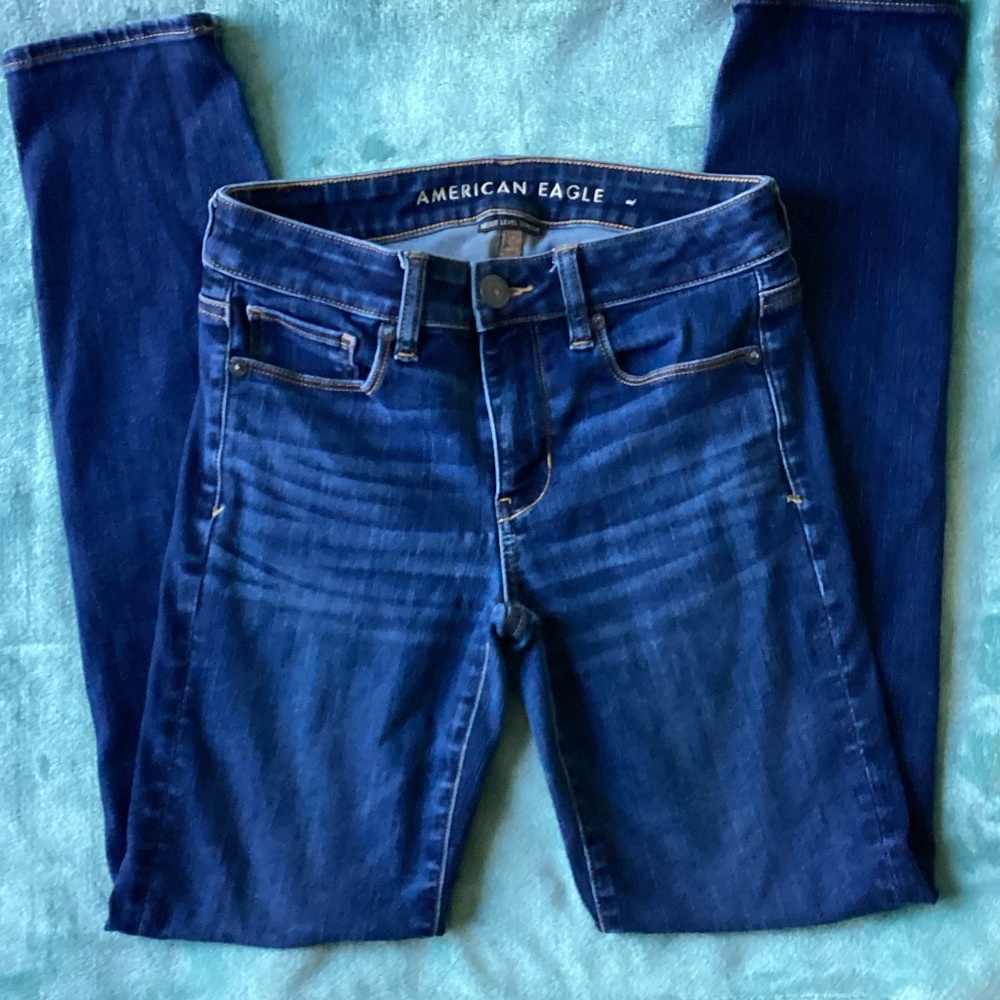 American Eagle Outfitters Women's Dark Blue Skinny Jeans - Picture 2 of 3